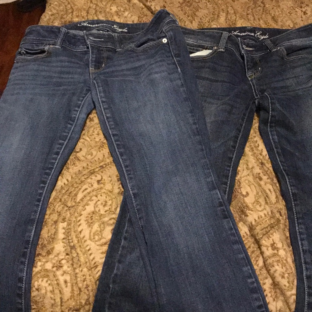 Size 4 American Eagle Bootcut Jeans (Short)